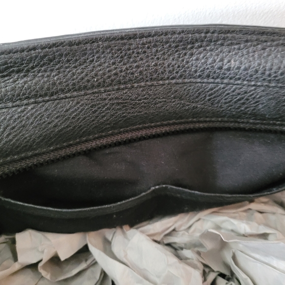 AVGVS Women's large studded handbag, 17x10x9 - Picture 5 of 6